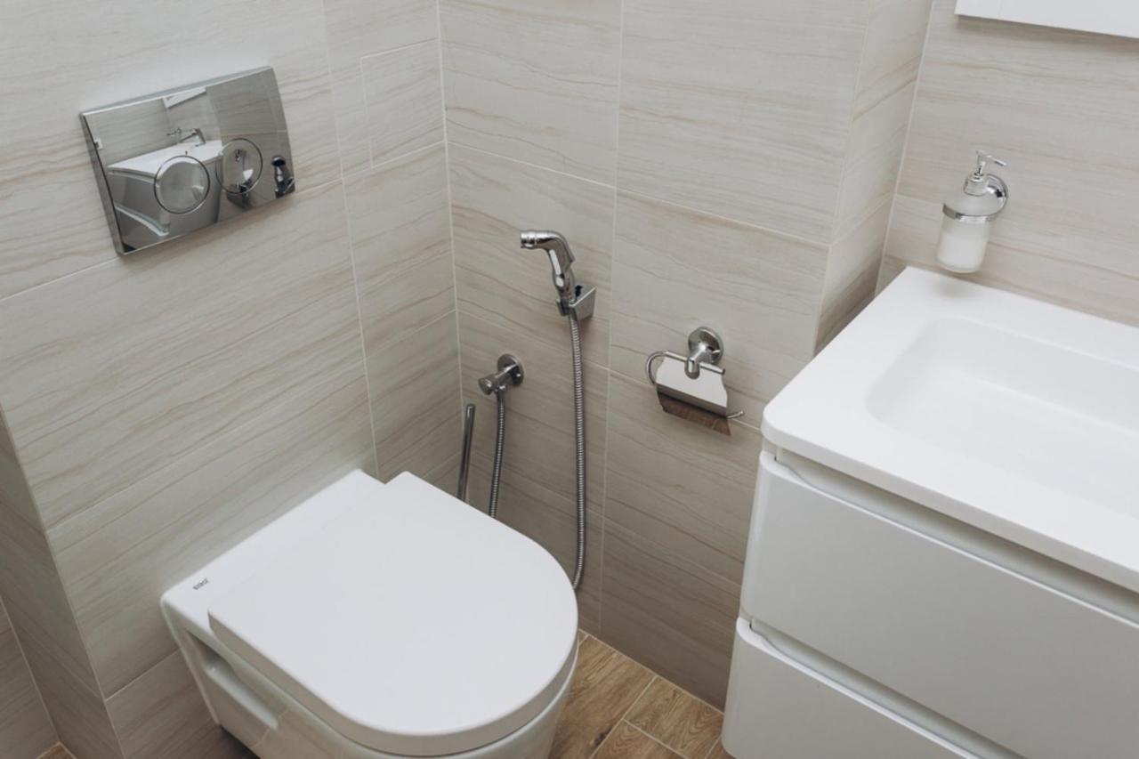 Ferienwohnung Vip Flat Lavina Проспект М Лушпи 2 Корп2 Sumy Exterior foto